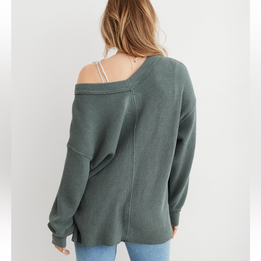 Aerie Wonder Textured V-Neck Sweatshirt - Picture 3 of 6